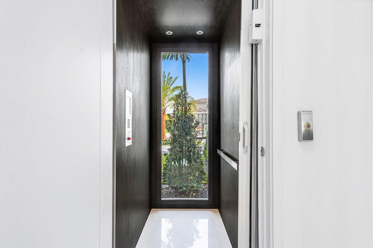 SUN AND SURF CLUB COMMUNITY - Residential