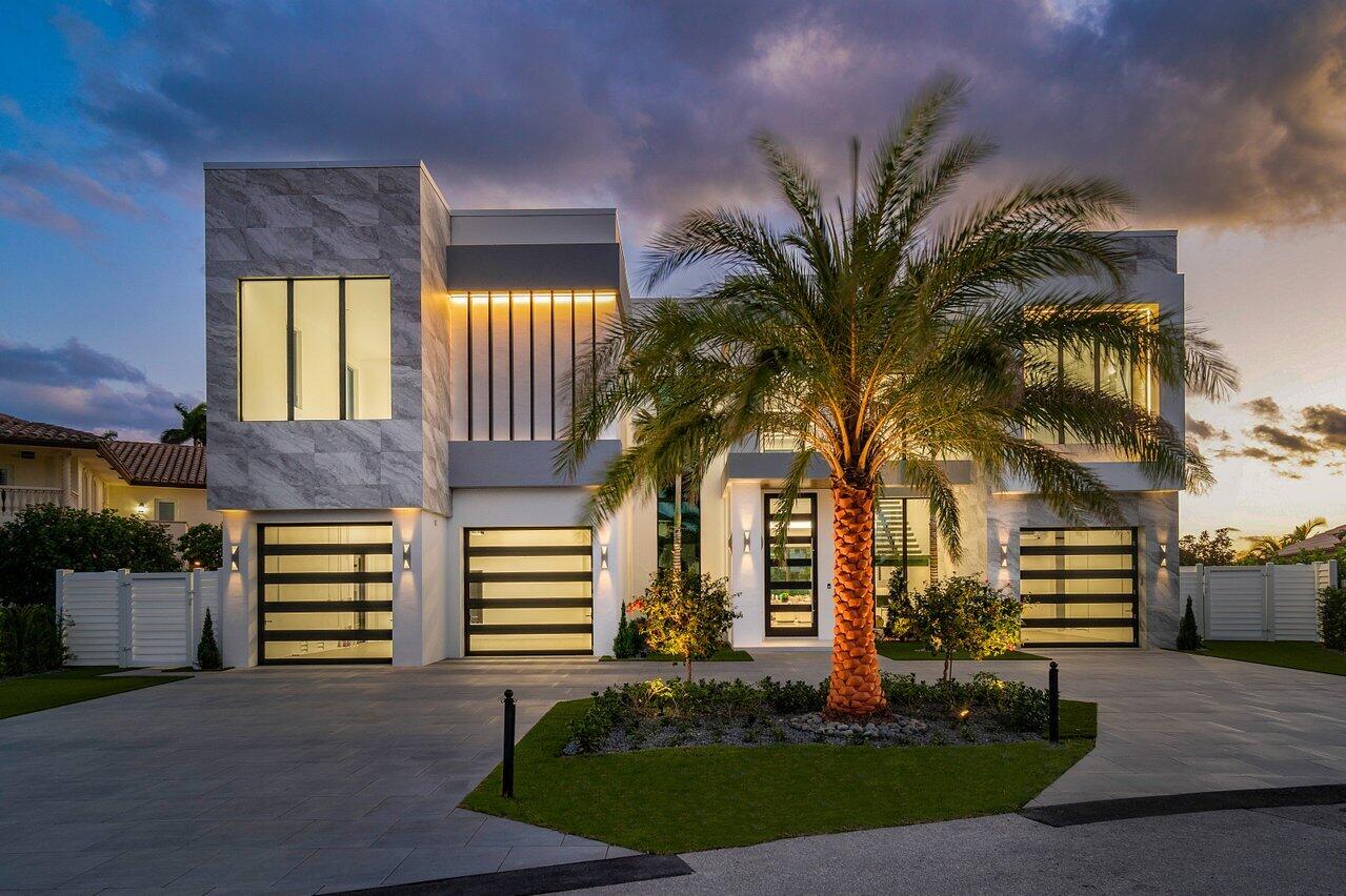 SUN AND SURF CLUB COMMUNITY - Residential