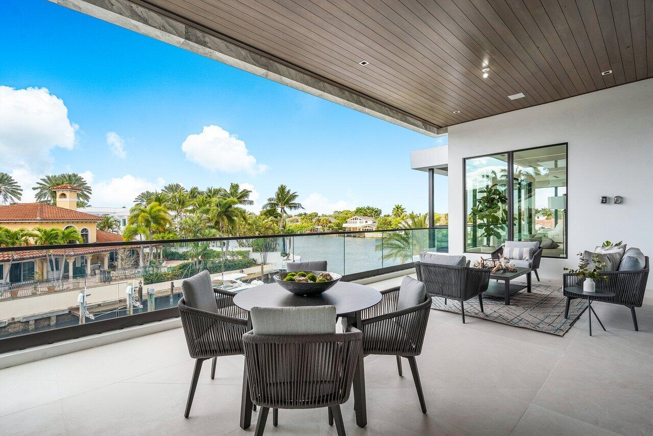 SUN AND SURF CLUB COMMUNITY - Residential