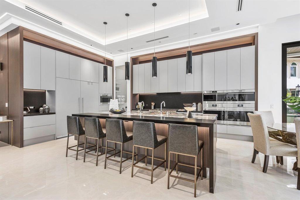 SUN AND SURF CLUB COMMUNI - Residential