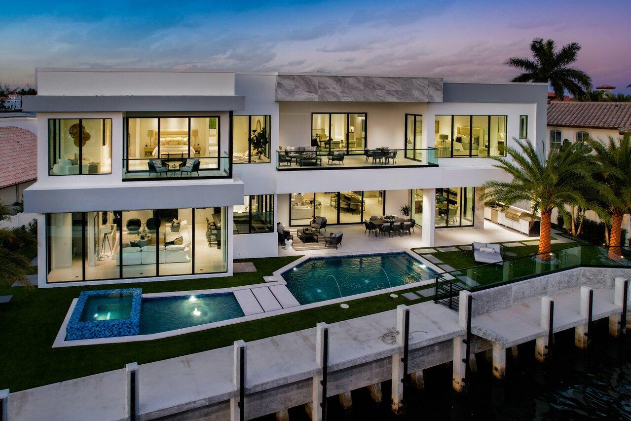 SUN AND SURF CLUB COMMUNITY - Residential