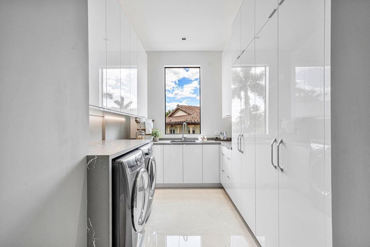 SUN AND SURF CLUB COMMUNITY - Residential