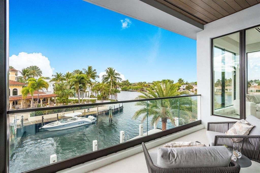 SUN AND SURF CLUB COMMUNI - Residential