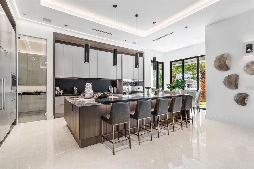 SUN AND SURF CLUB COMMUNI - Residential