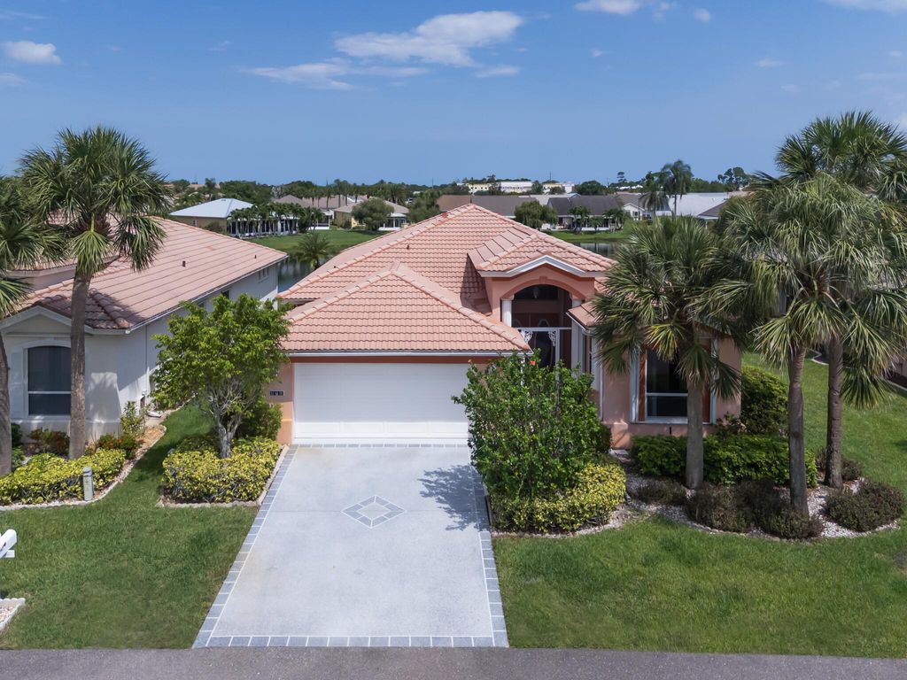 Photo of 570 NW Lambrusco Drive, Port Saint Lucie, FL 34986 (MLS # R11099969)
