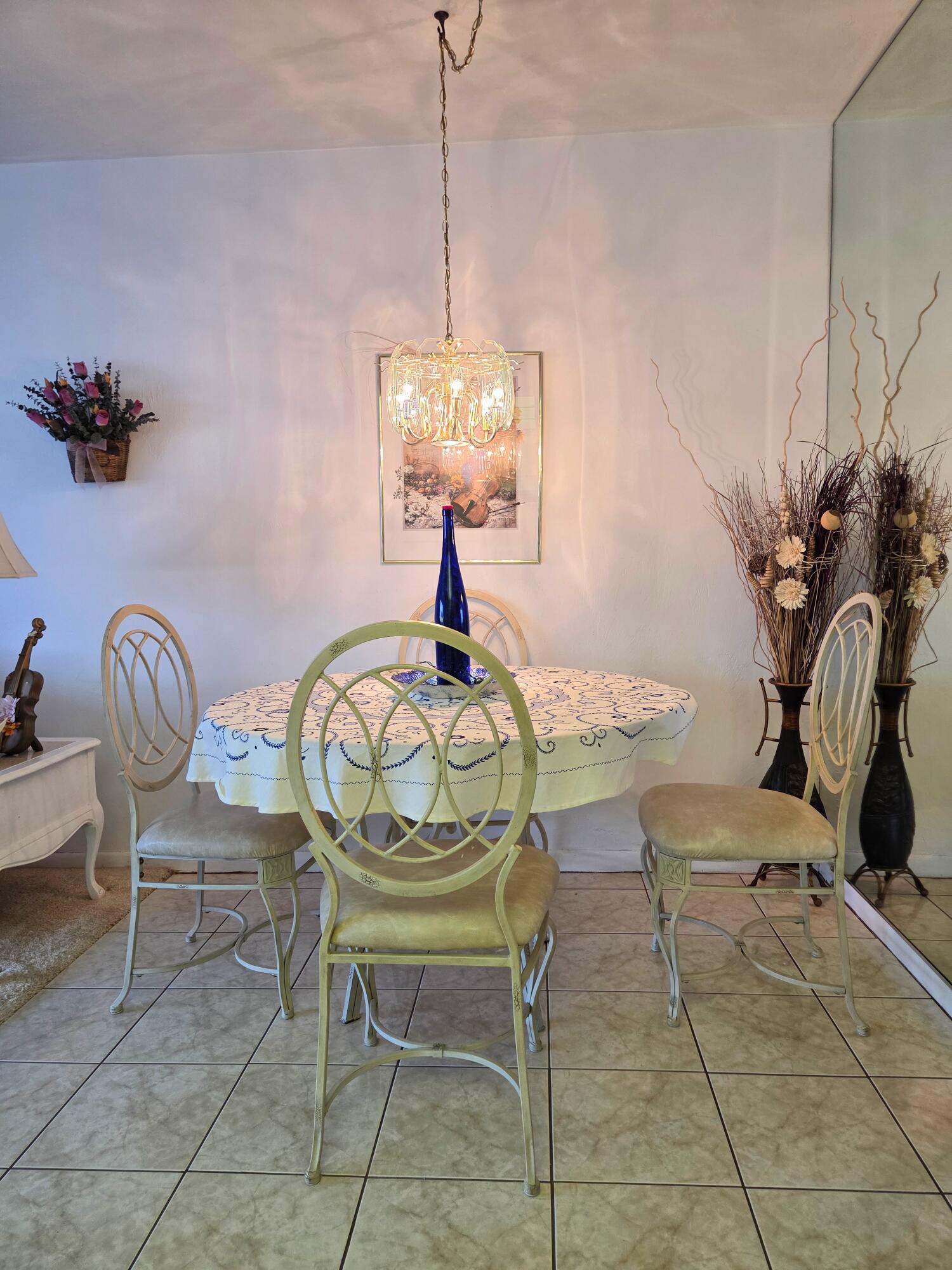 LAKESIDE POINT APT 5 CONDO - Residential