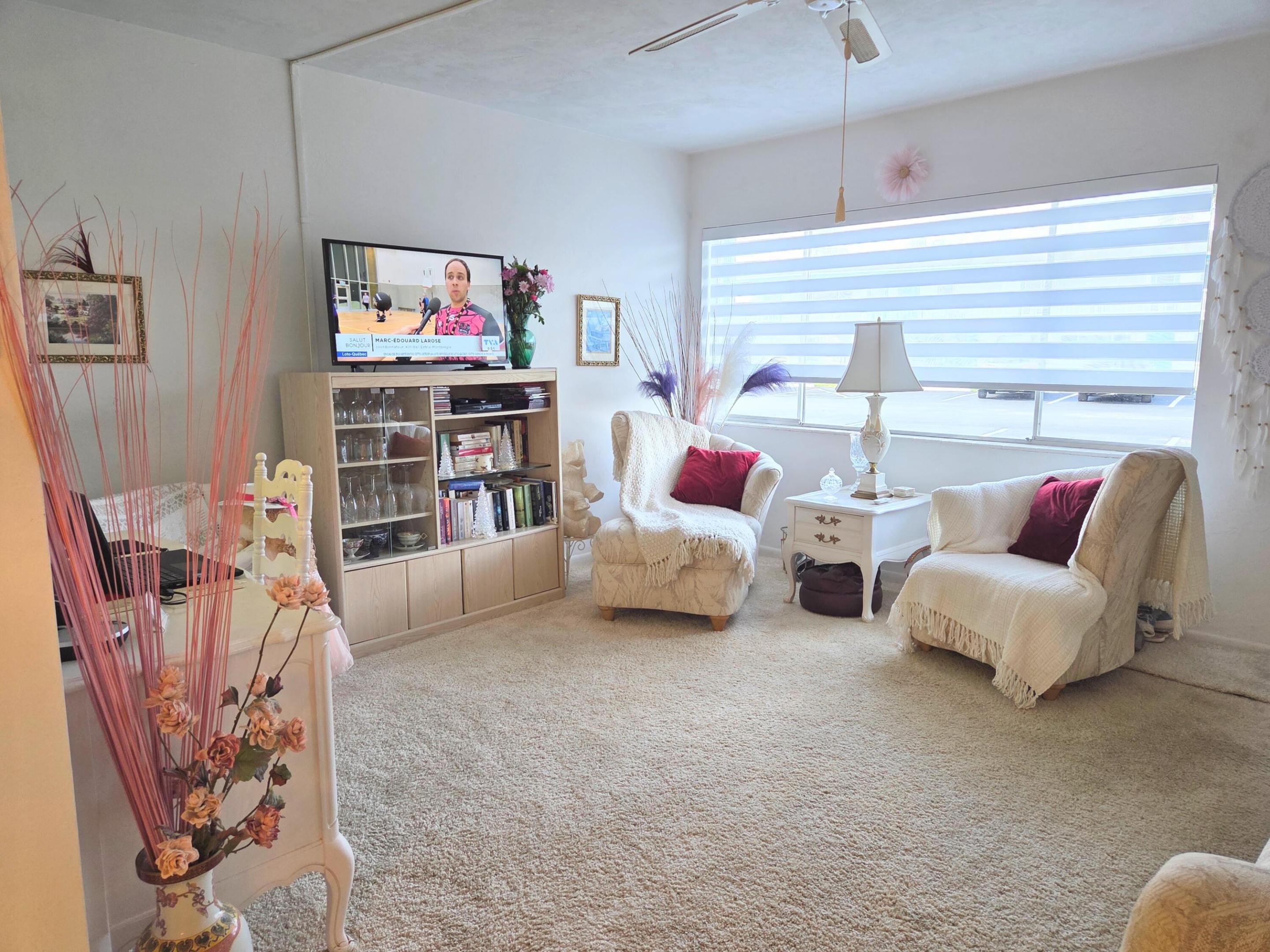 LAKESIDE POINT APT 5 CONDO - Residential