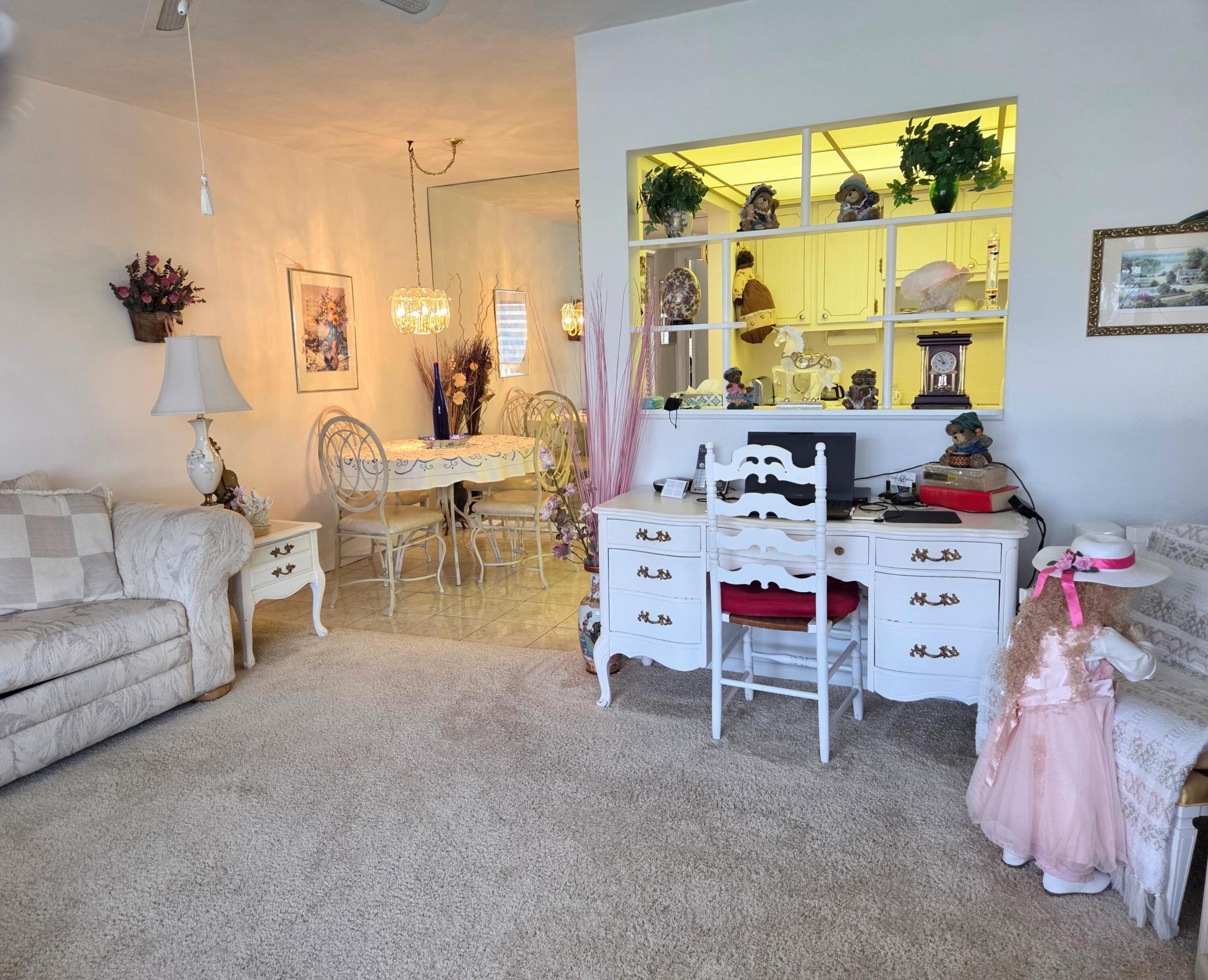 LAKESIDE POINT APT 5 CONDO - Residential