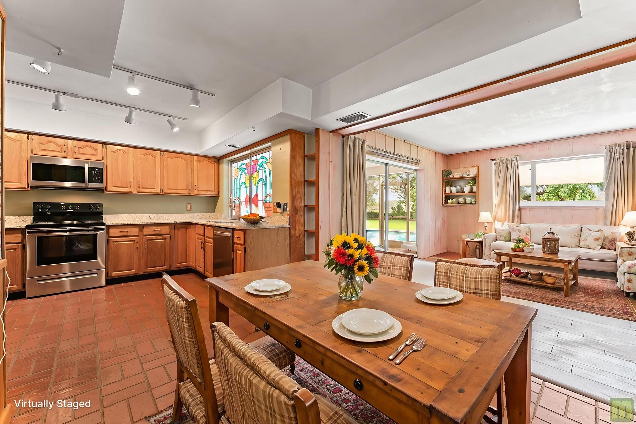 PALM BCH FARMS - Residential