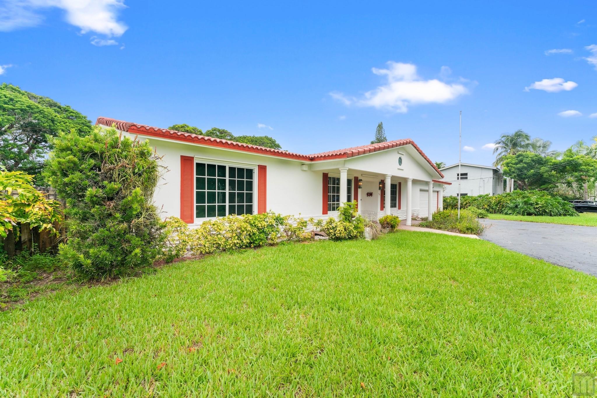 801 NW 45th Ave