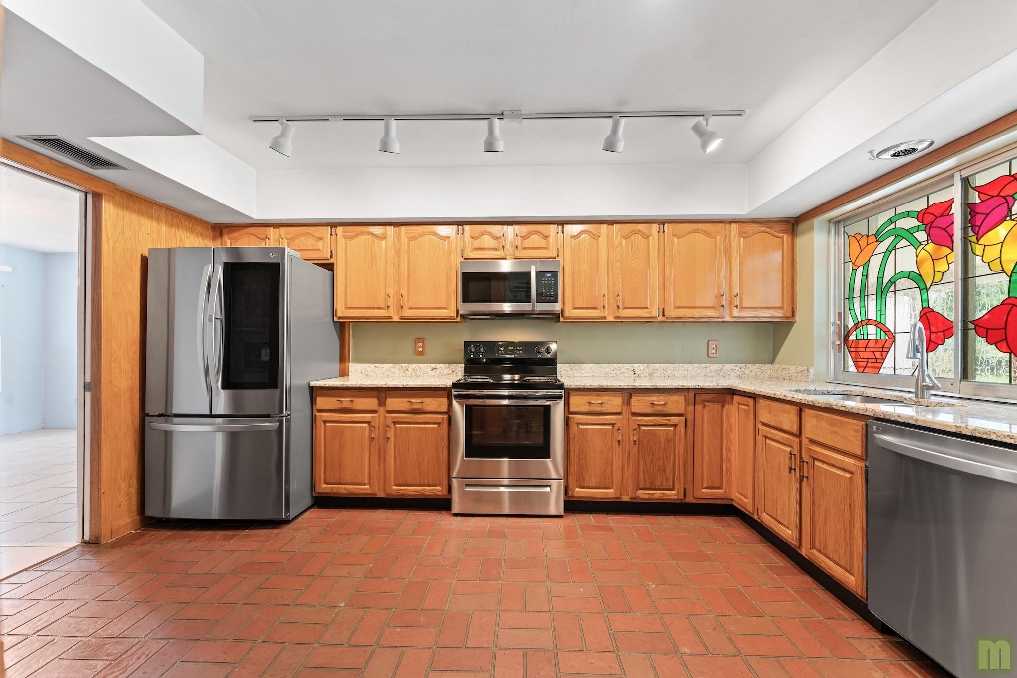 PALM BCH FARMS - Residential