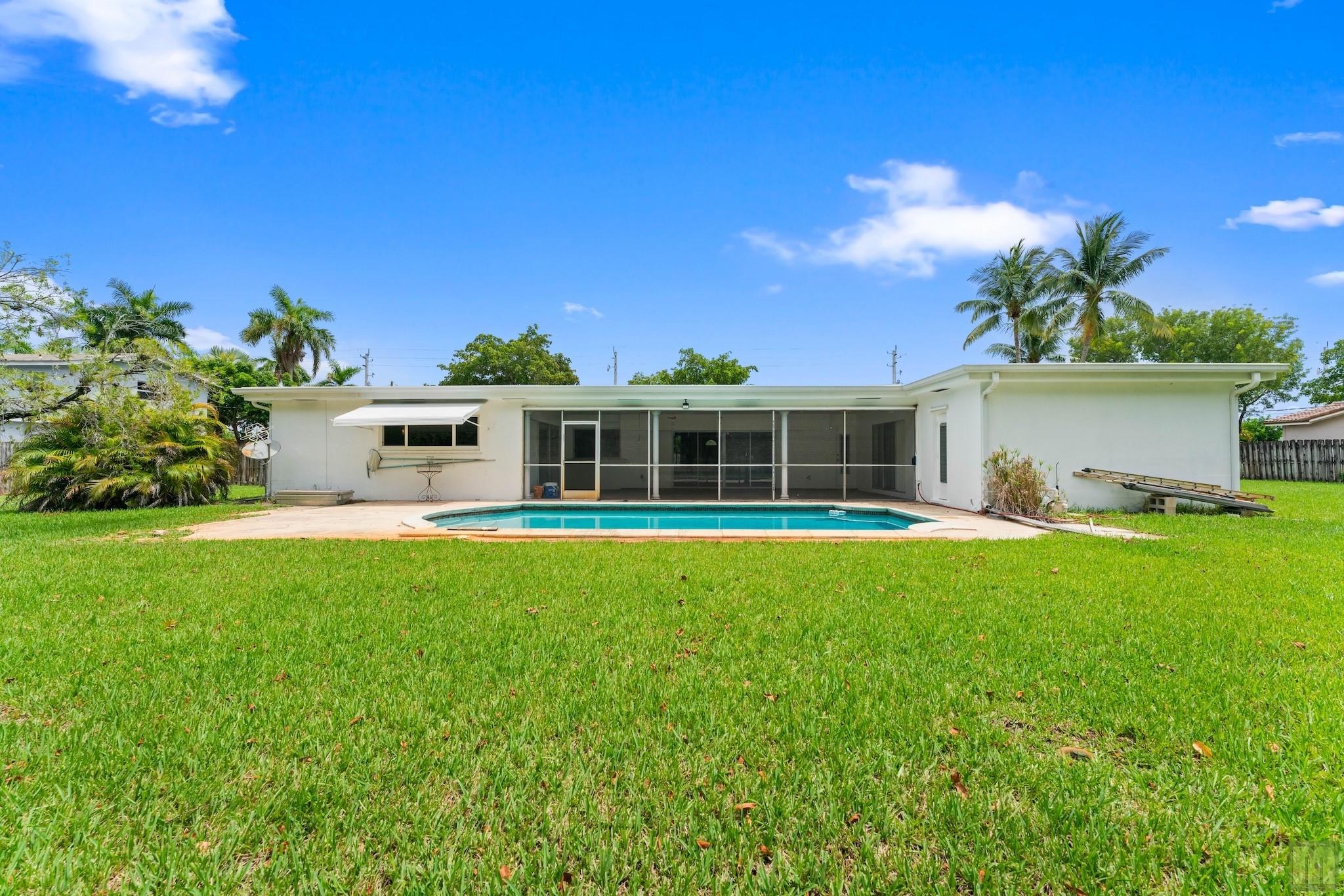 PALM BCH FARMS - Residential
