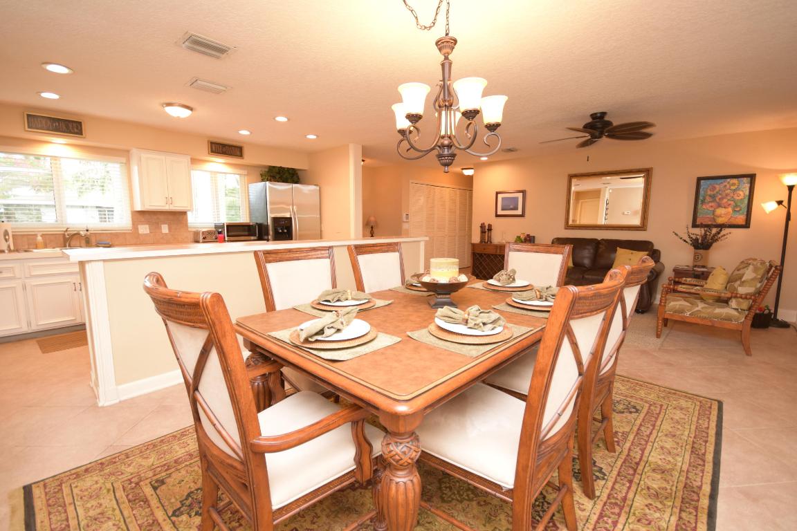 BOCA RATON SQUARE - Residential