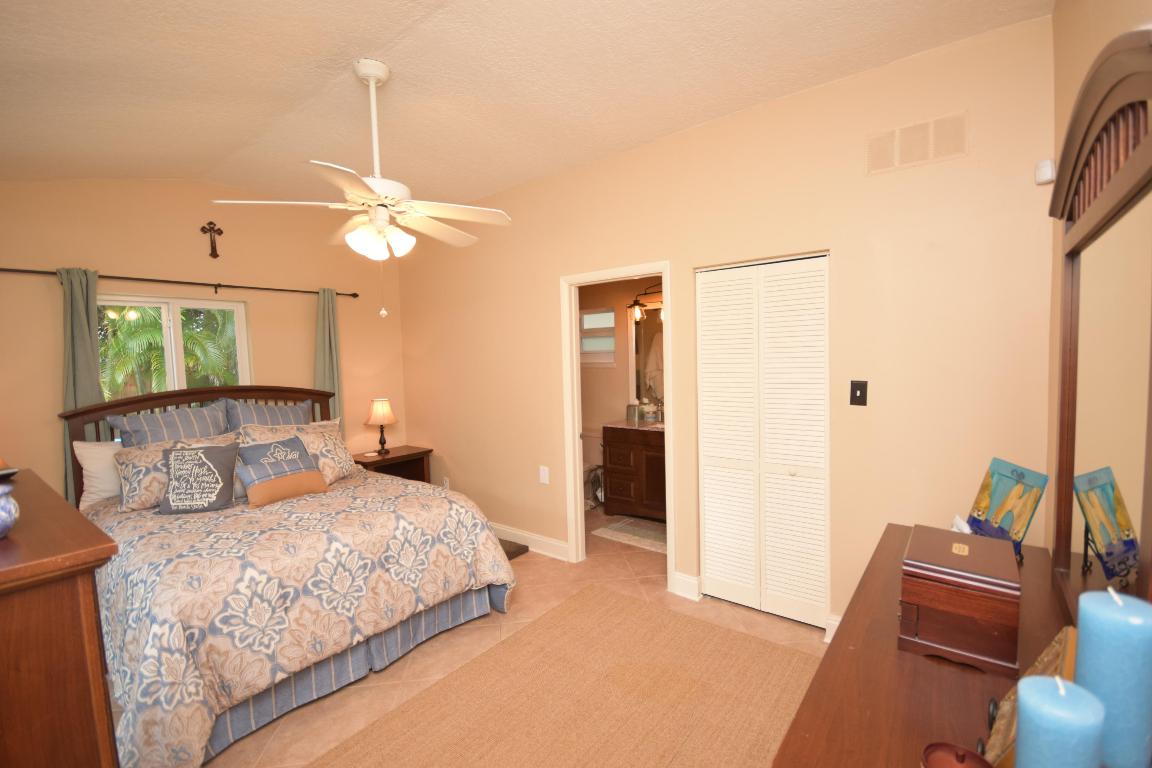 BOCA RATON SQUARE - Residential