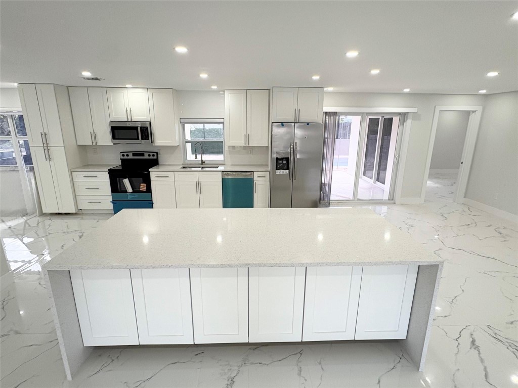 Coral Spgs Lakes 68-12 B - Residential