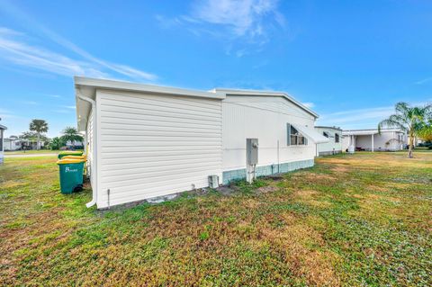 A home in Barefoot Bay