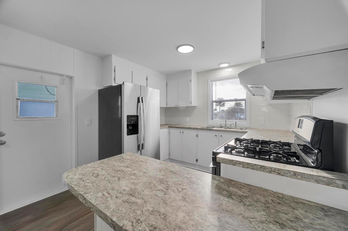 BAREFOOT BAY UNIT 2 PART 11 - Residential