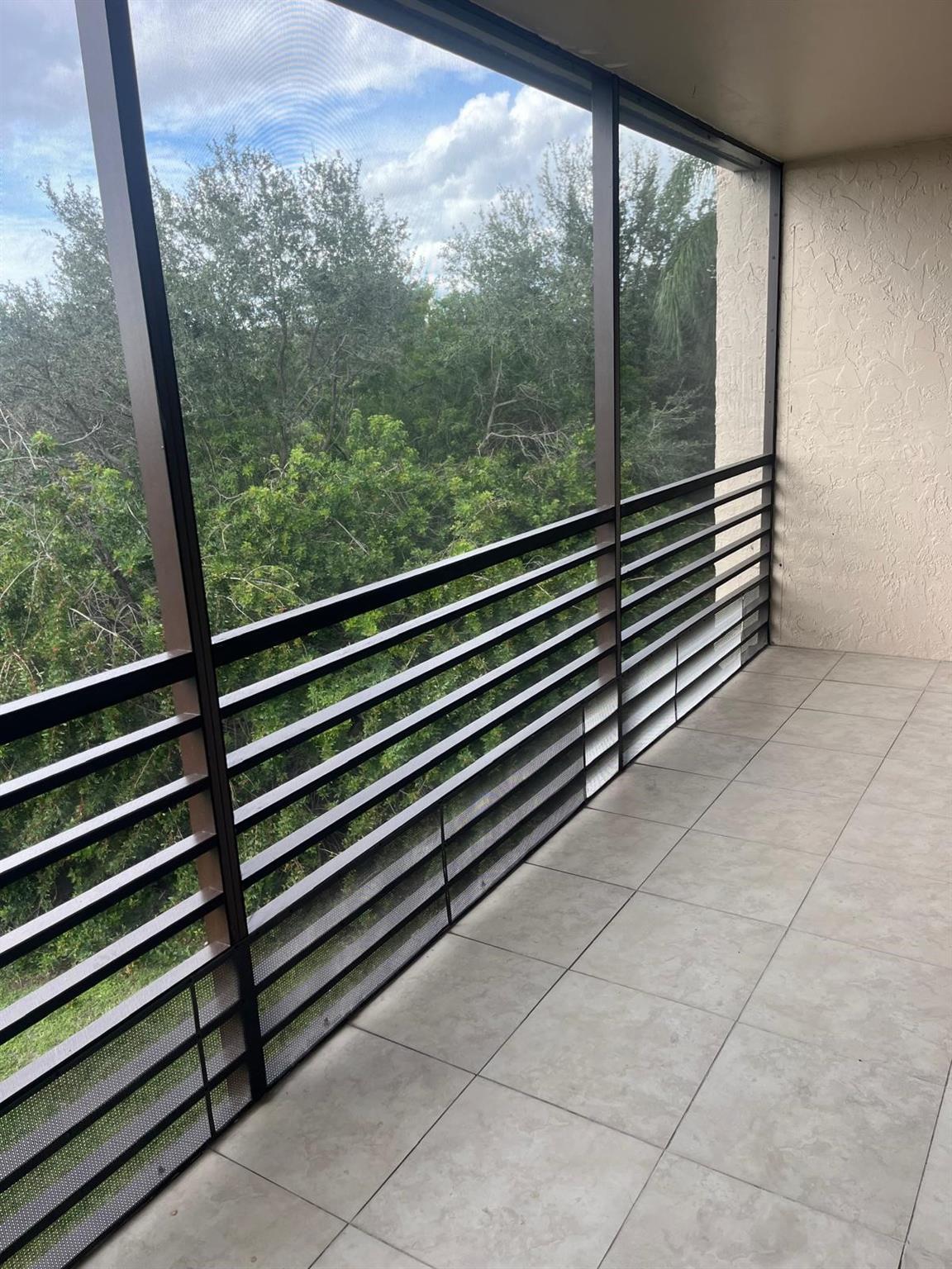 Concord Village Condo IV - Residential Lease