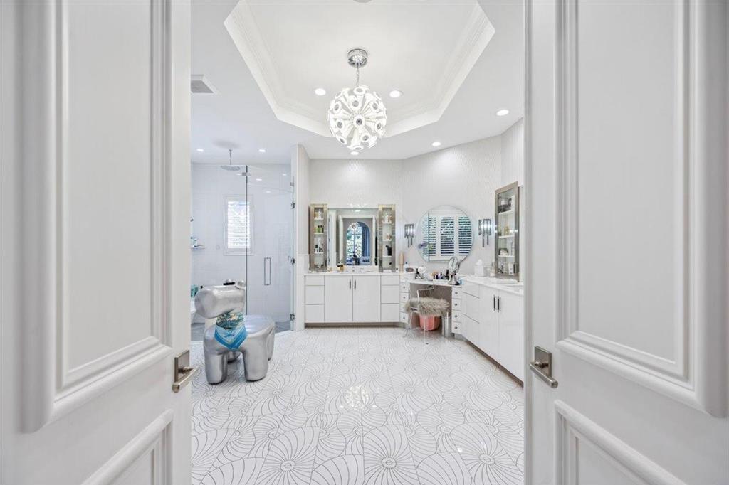 OLD PALM 4 - Residential