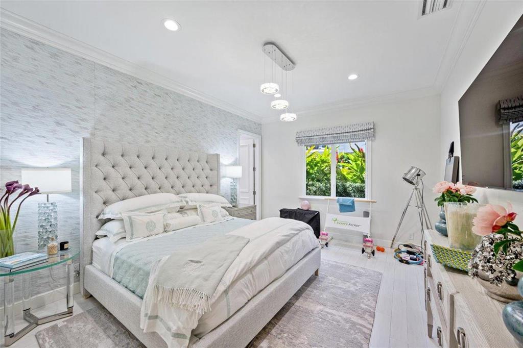 OLD PALM 4 - Residential