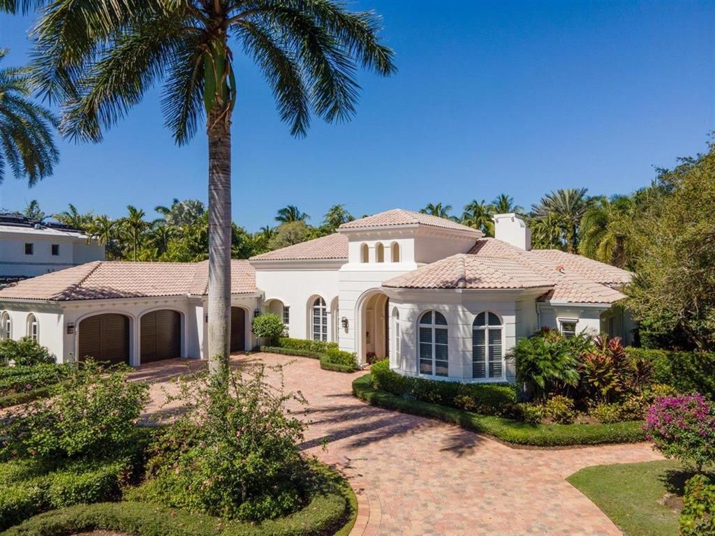 Photo of 11735 Valeros Court, Palm Beach Gardens, FL 33418 (MLS # R10698142)