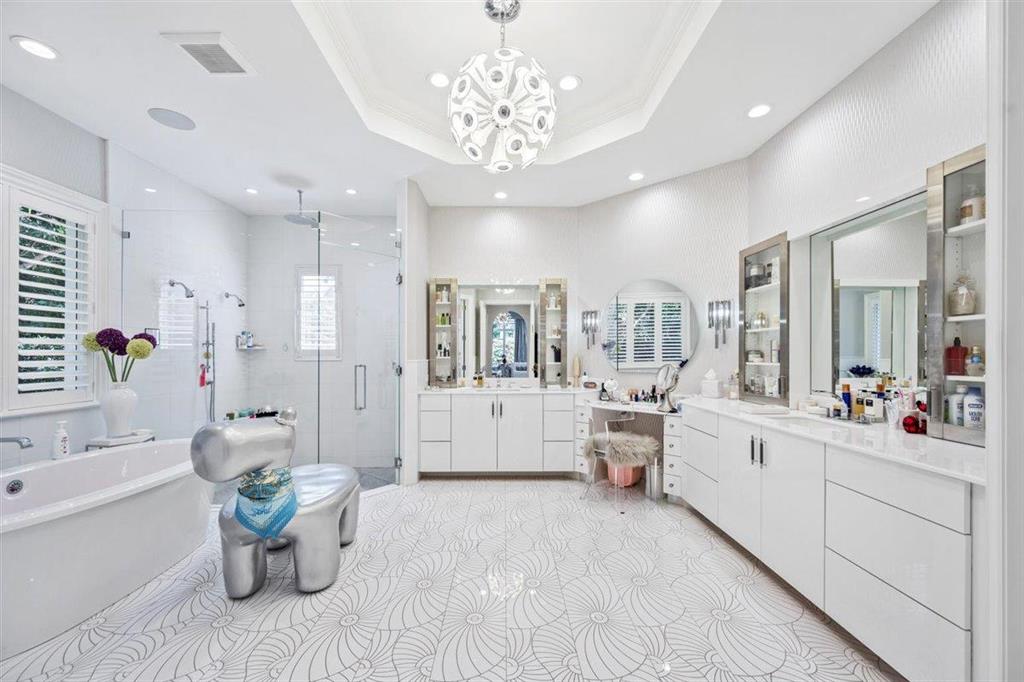 OLD PALM 4 - Residential