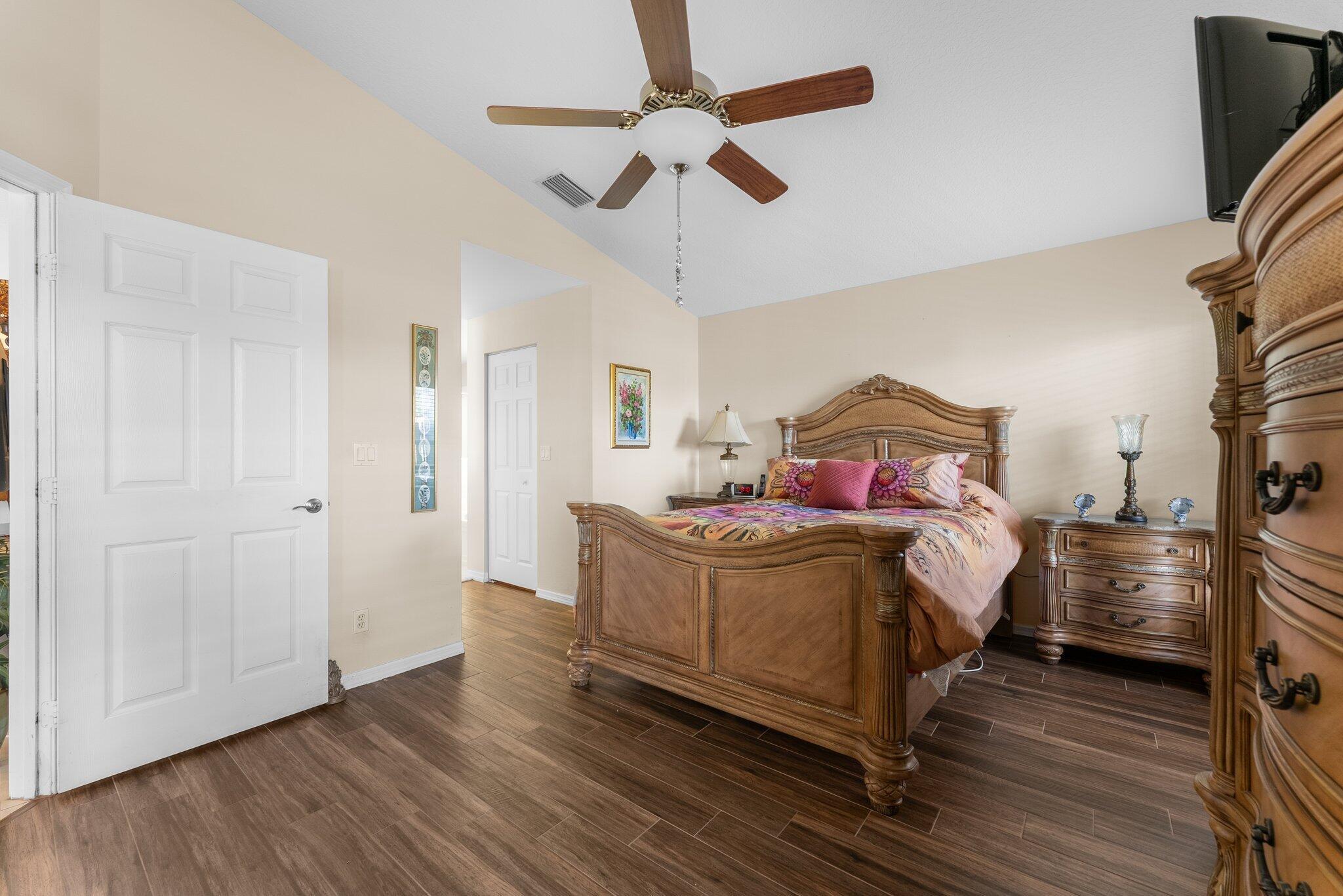 Venetian Isles - Residential