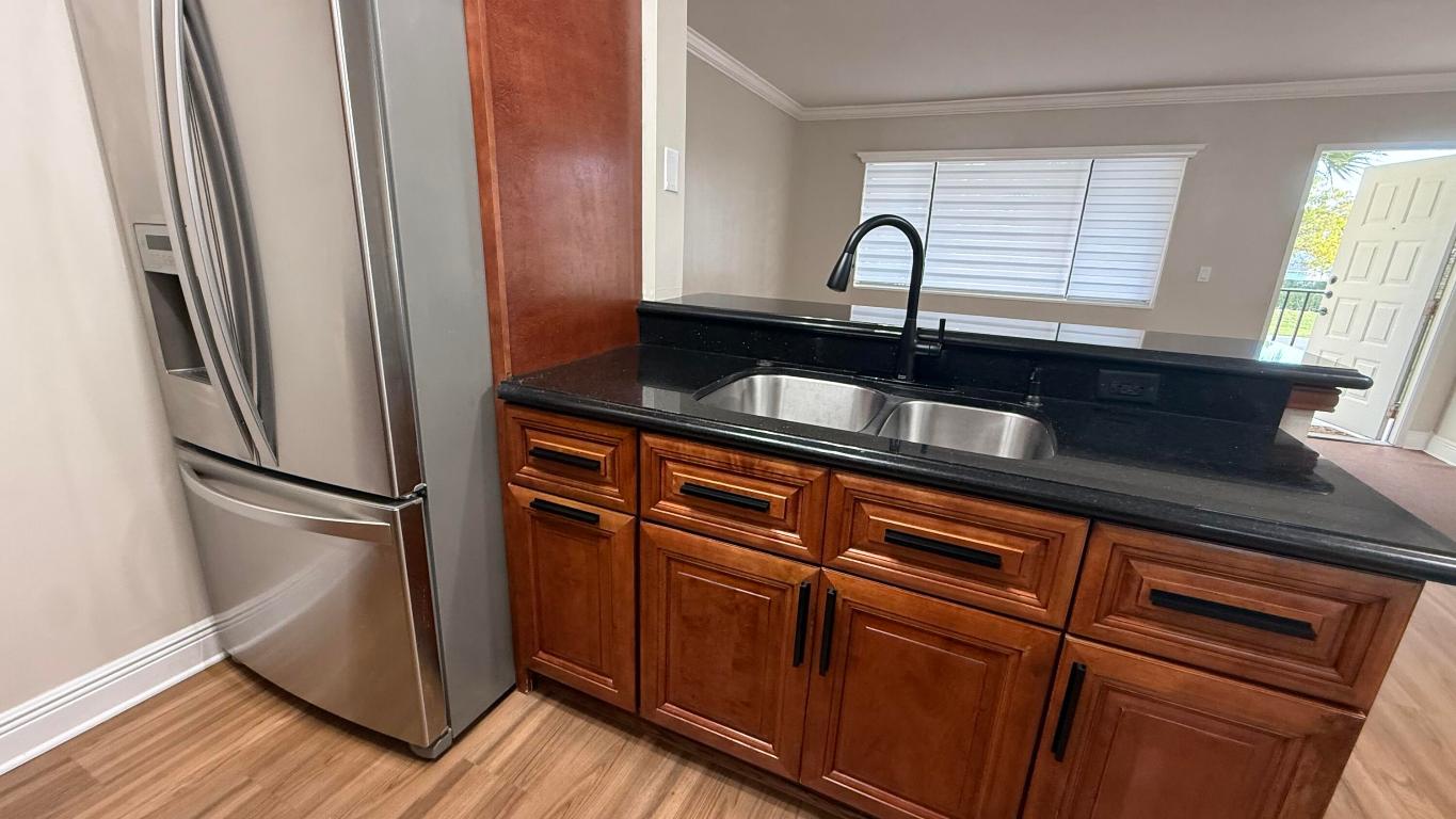 MEADOWS ON THE GREEN CONDO - Residential