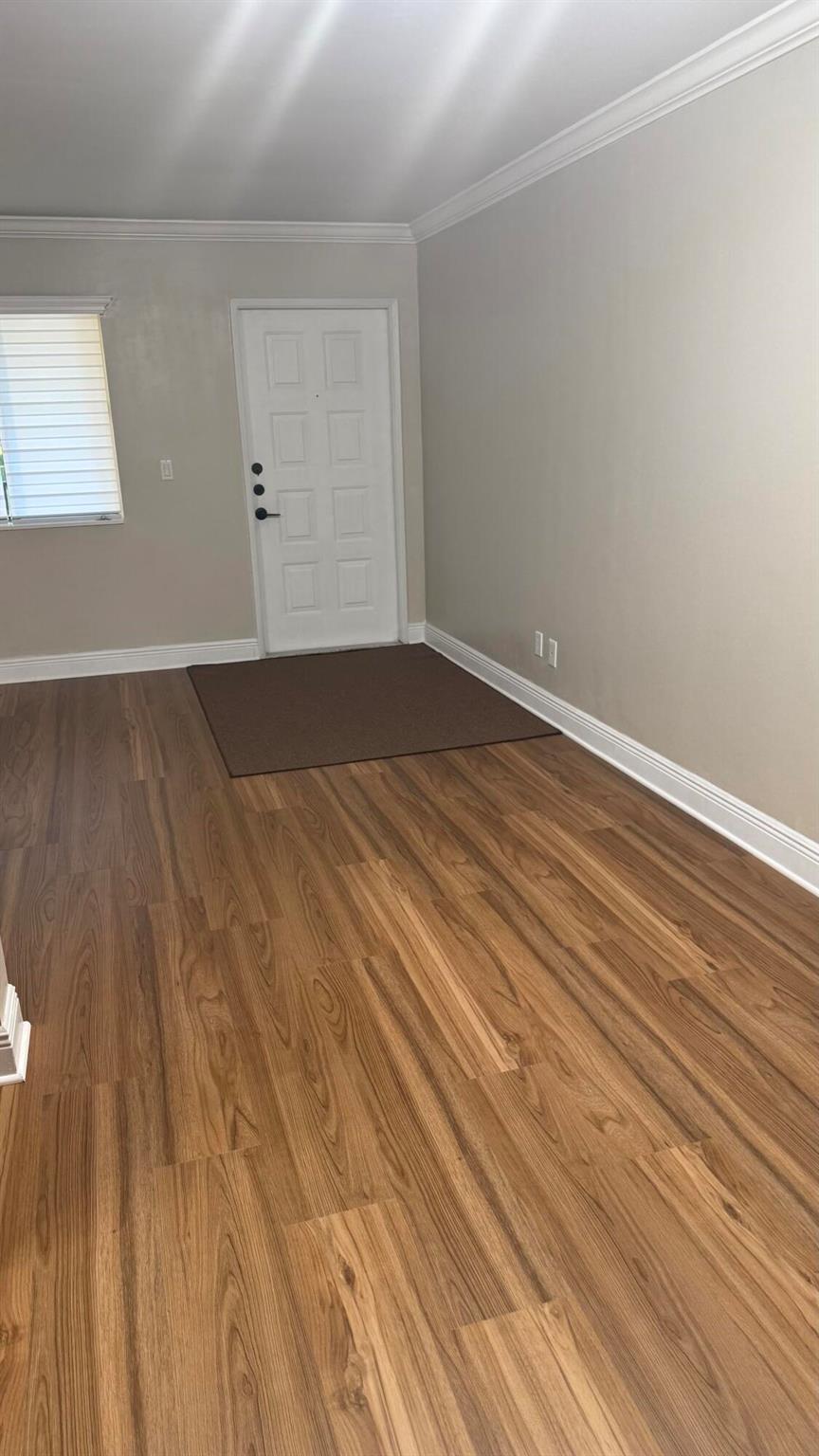 MEADOWS ON THE GREEN COND - Residential