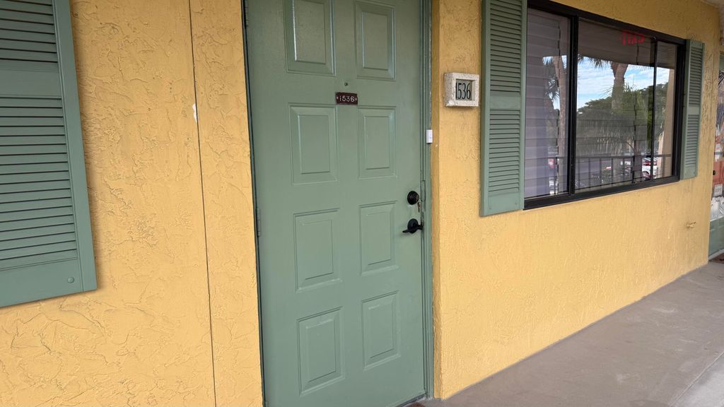 Photo of 1536 W Meadows Circle W, Boynton Beach, FL 33436 (MLS # R11150071)