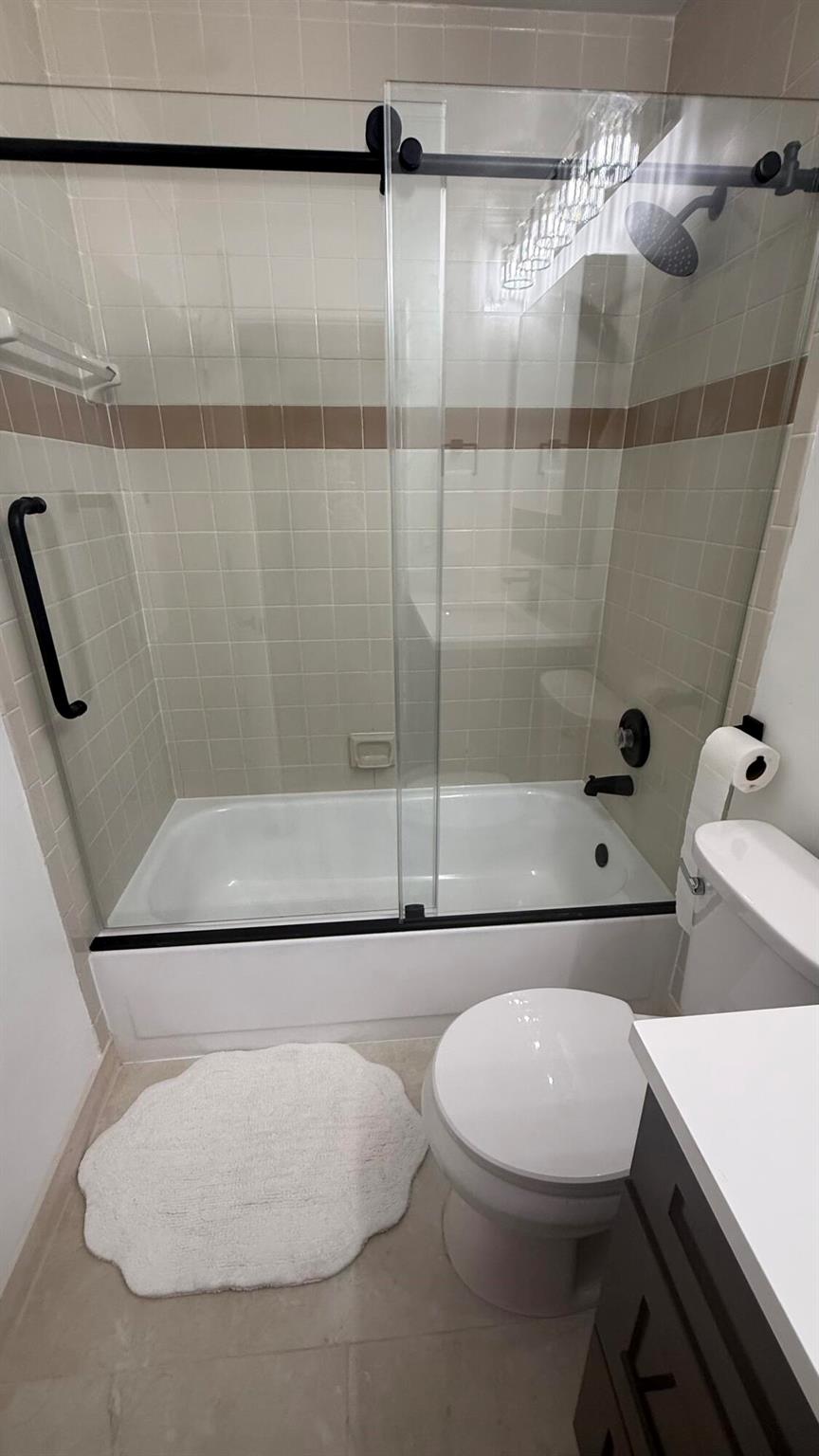 MEADOWS ON THE GREEN COND - Residential