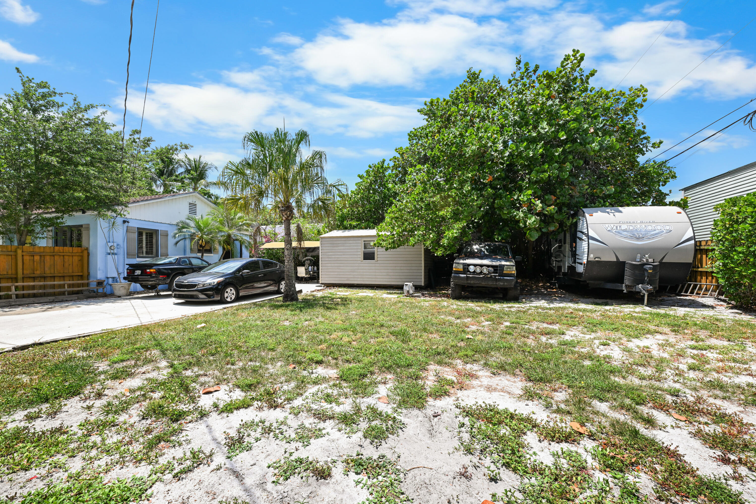 FLAMINGO PARK - Residential