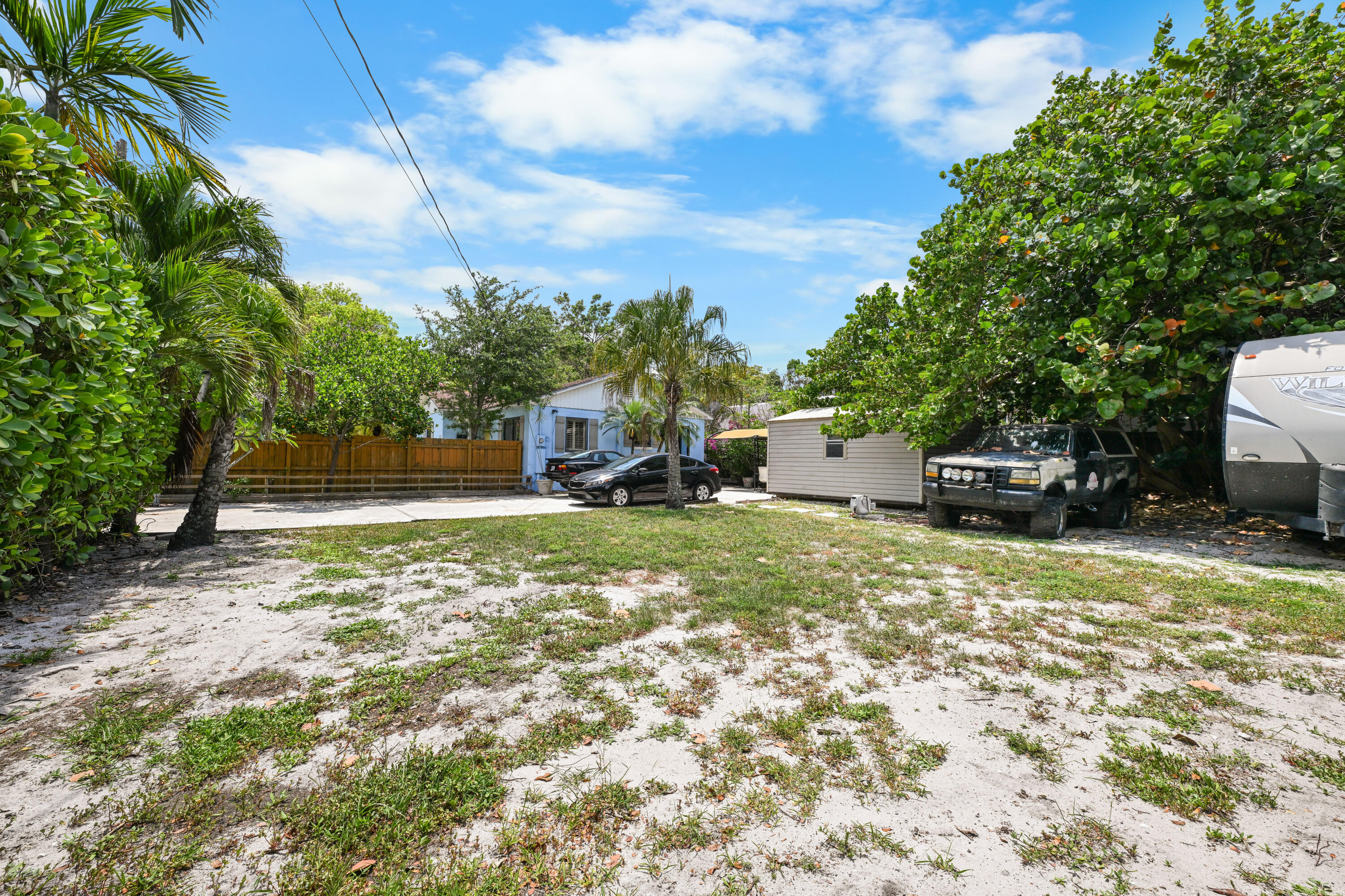 FLAMINGO PARK - Residential