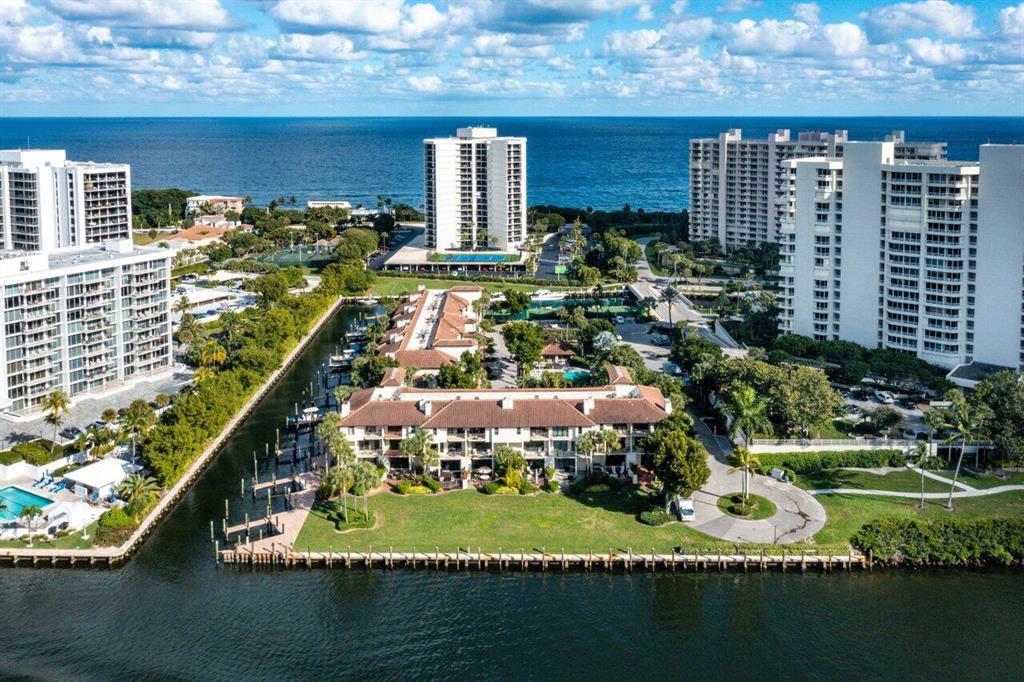 SEA RANCH CLUB OF BOCA II - Residential