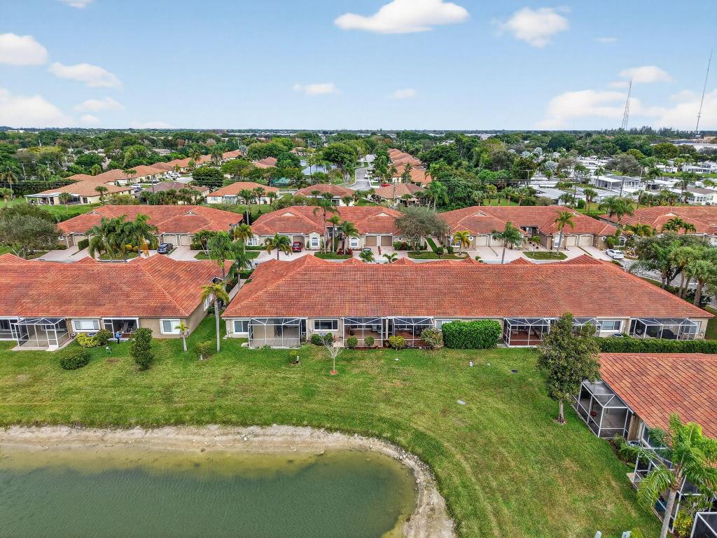 MIZNER POINTE OF BOCA VIA ANCHO - Residential