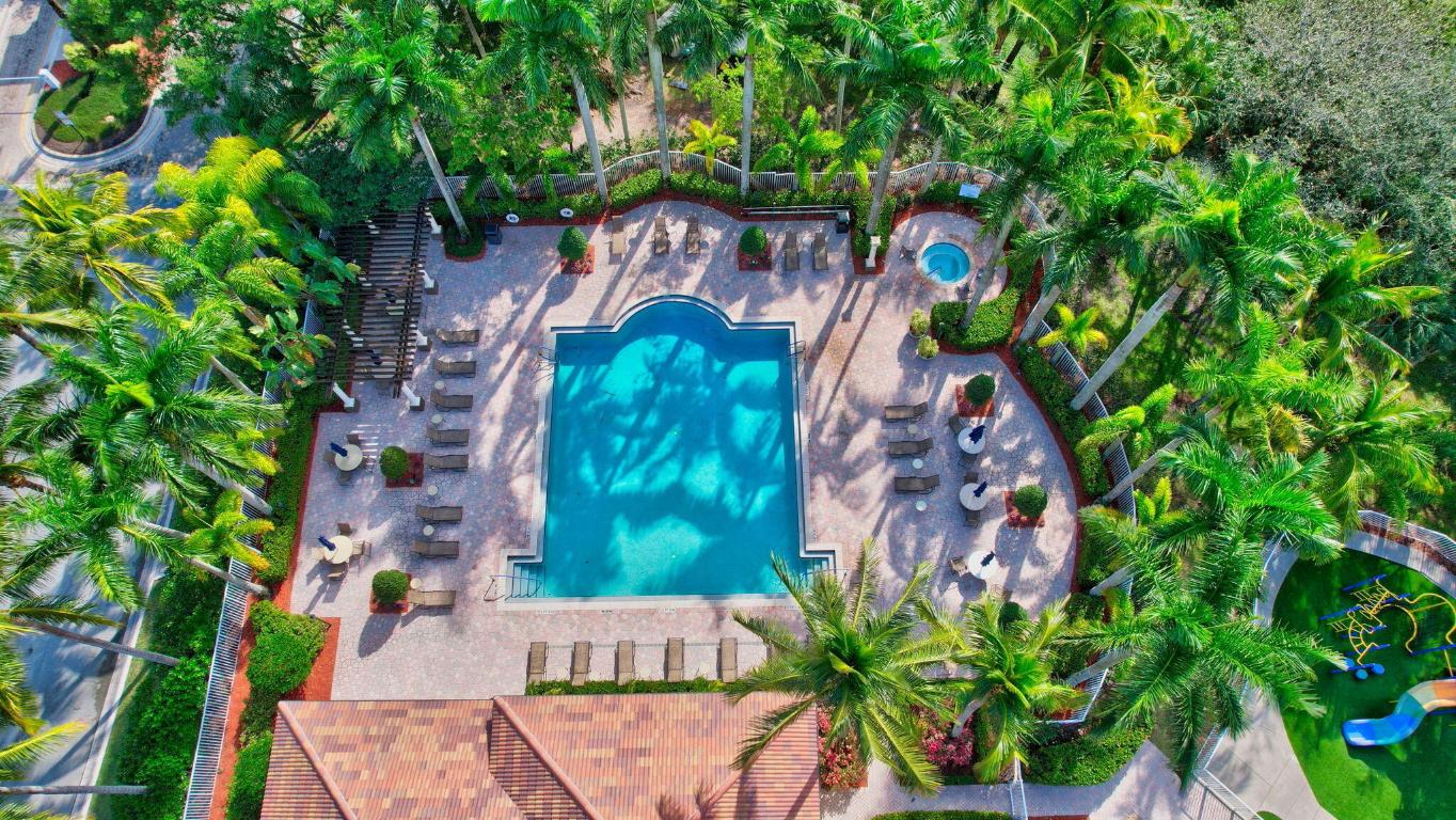 MIZNER POINTE OF BOCA VIA ANCHO - Residential
