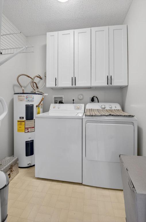 MIZNER POINTE OF BOCA VIA ANCHO - Residential