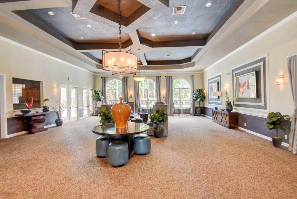 MIZNER POINTE OF BOCA VIA ANCHO - Residential