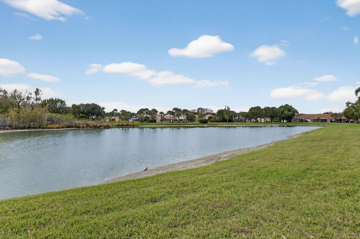 MIZNER POINTE OF BOCA VIA ANCHO - Residential