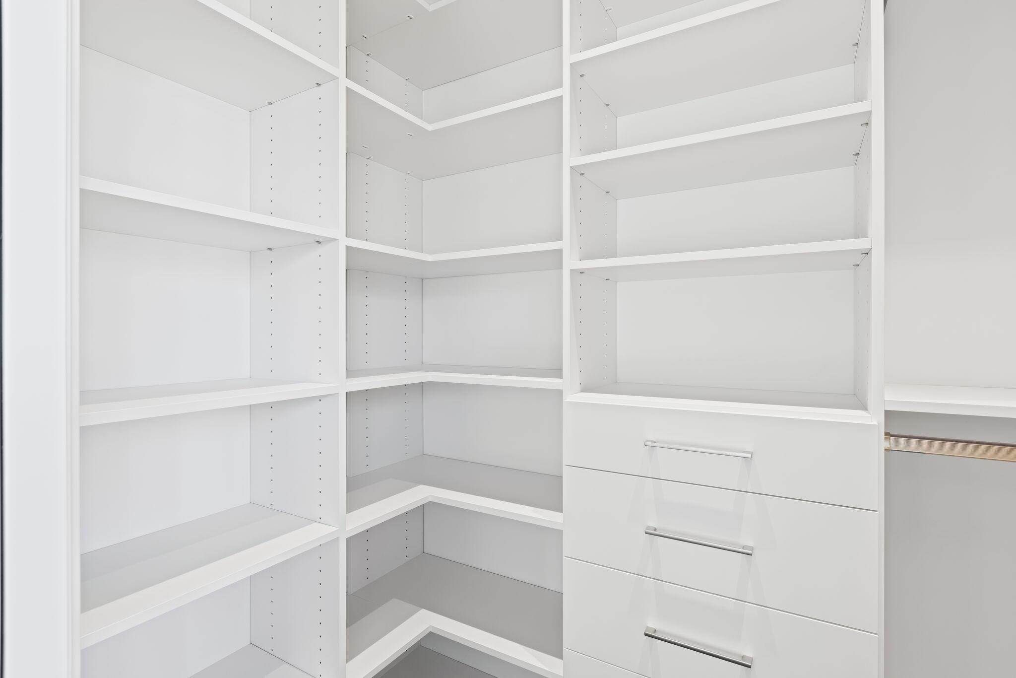 OCEAN PARK H W ROBBINS - Residential