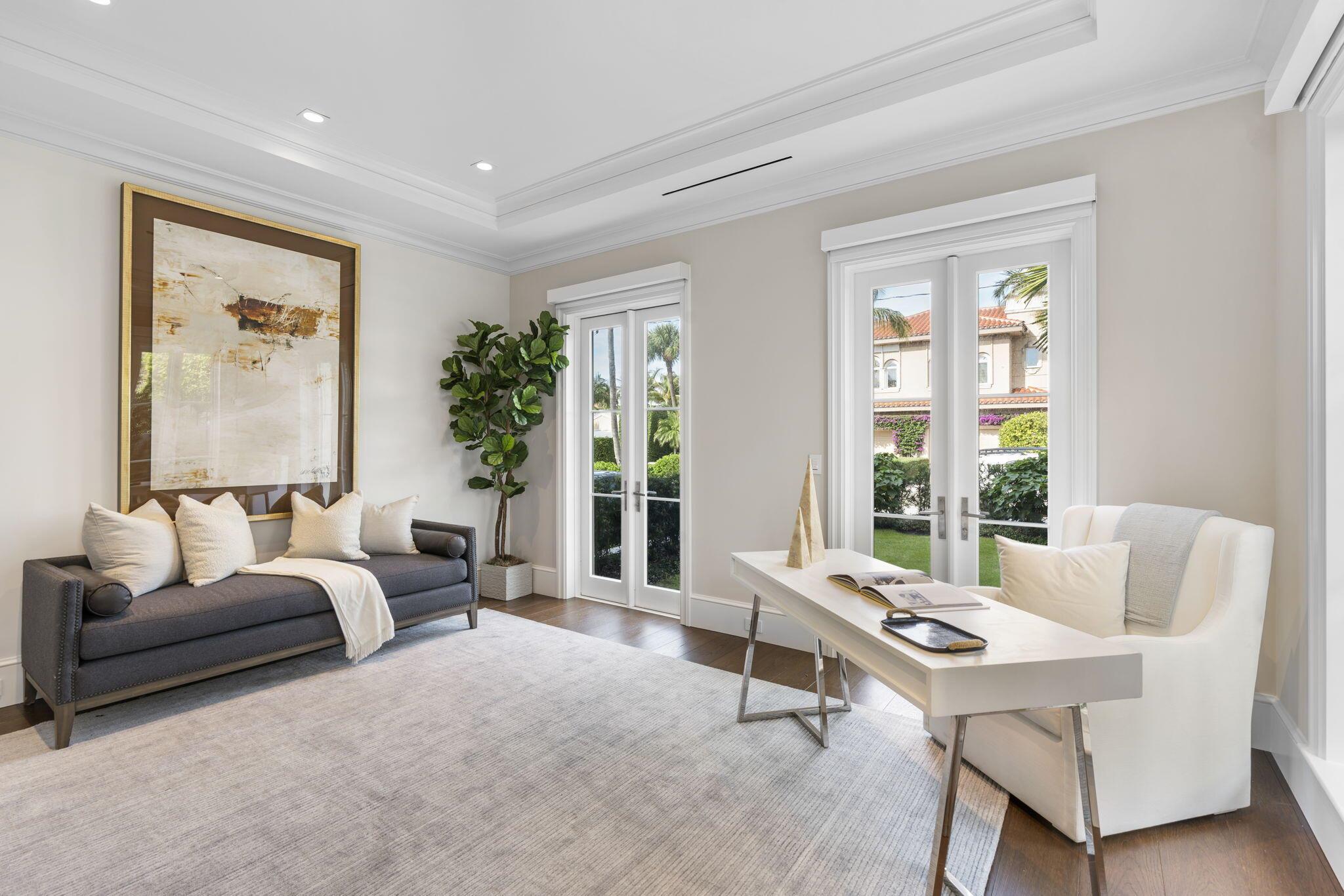 OCEAN PARK H W ROBBINS - Residential