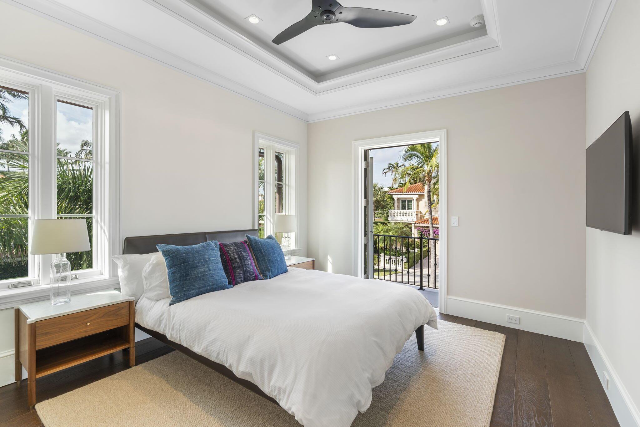 OCEAN PARK H W ROBBINS - Residential