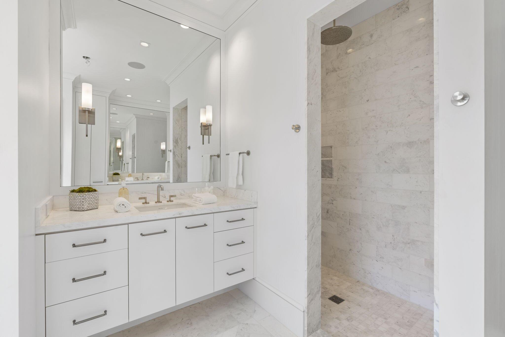 OCEAN PARK H W ROBBINS - Residential