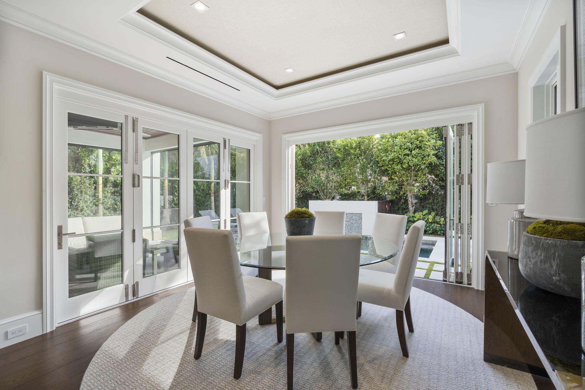 OCEAN PARK H W ROBBINS - Residential