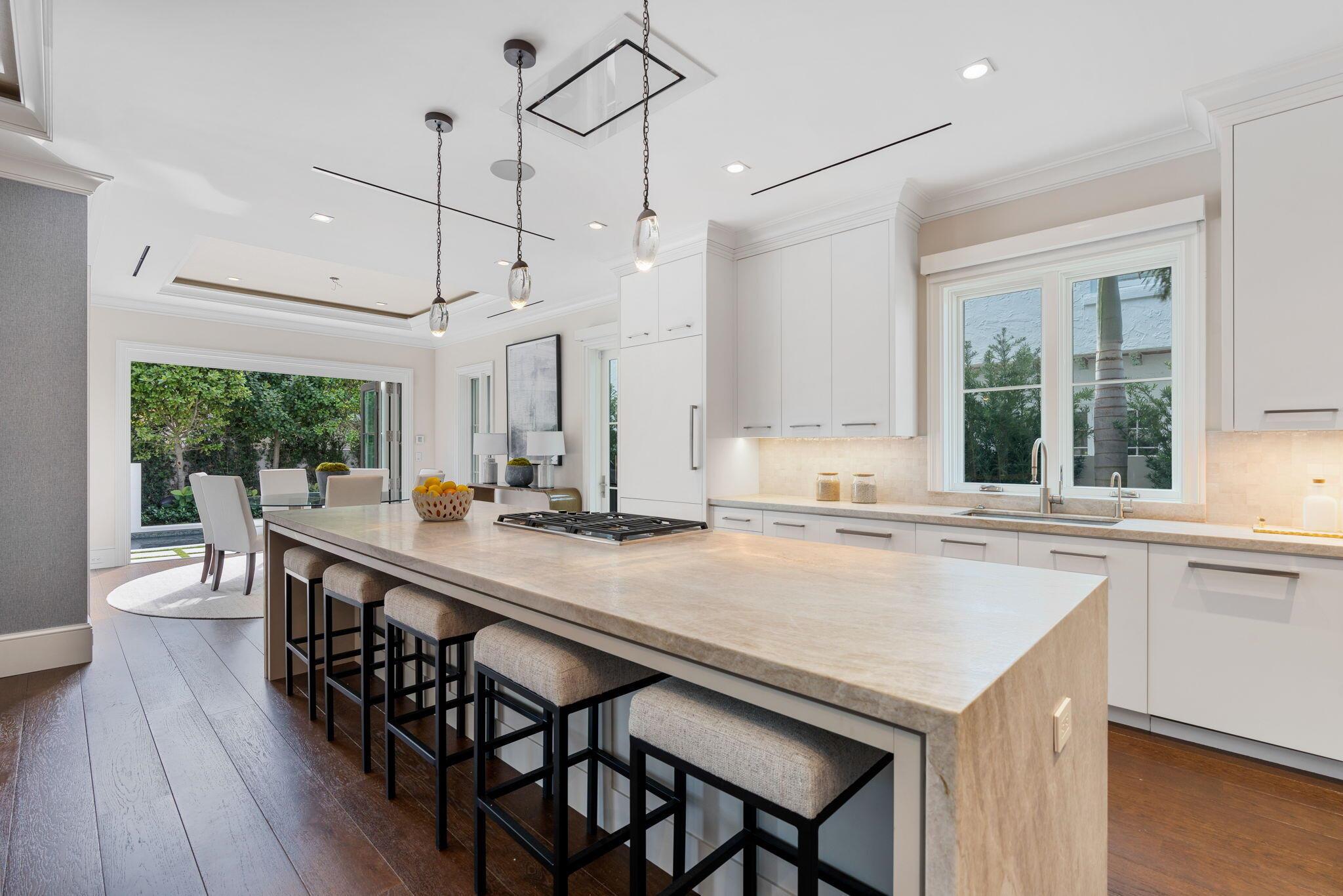 OCEAN PARK H W ROBBINS - Residential