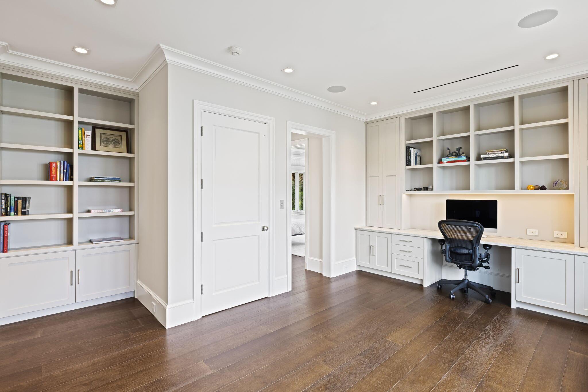 OCEAN PARK H W ROBBINS - Residential