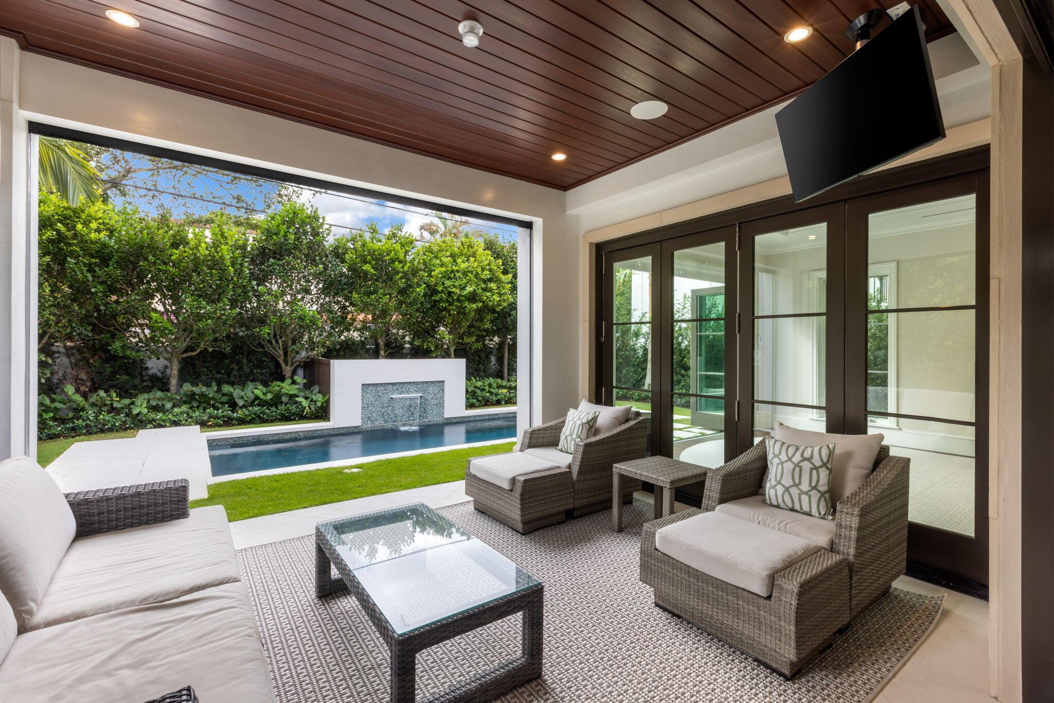 OCEAN PARK H W ROBBINS - Residential