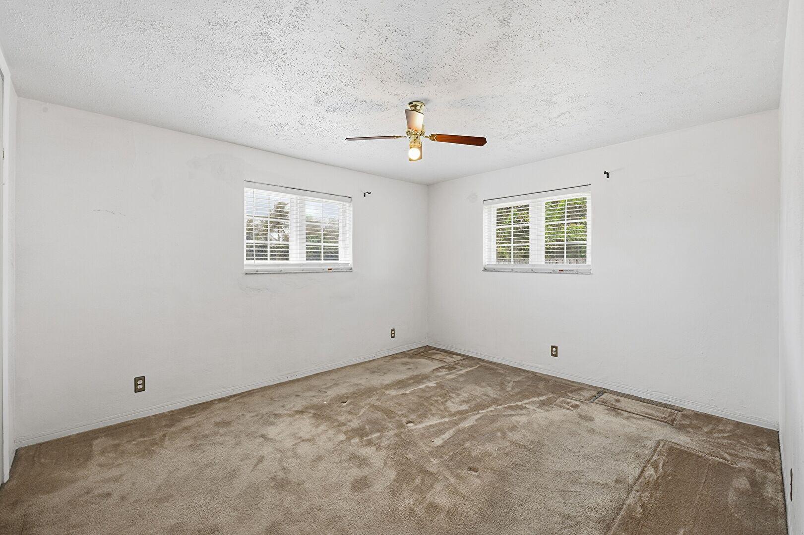 MIDLAND - Residential