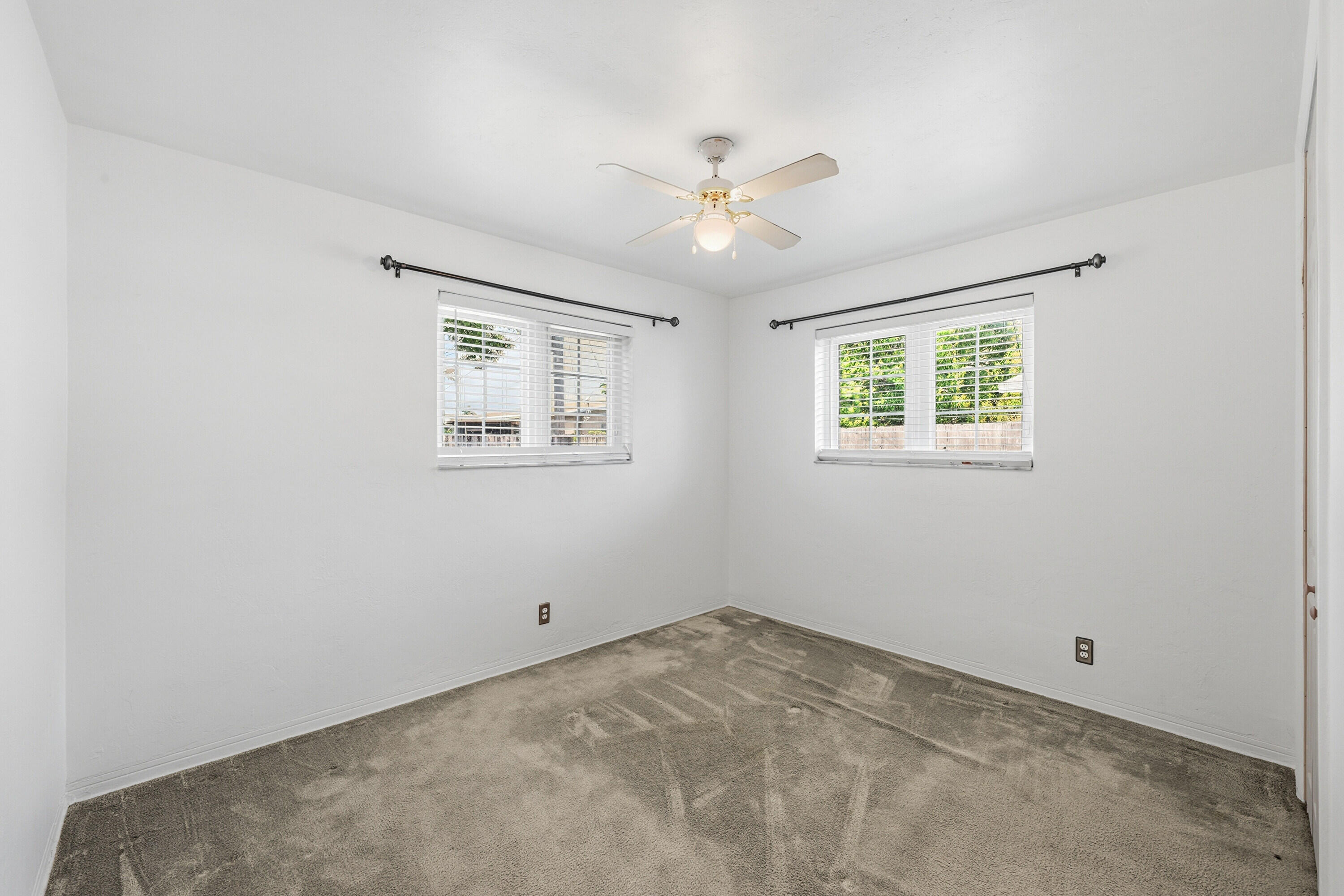 MIDLAND - Residential