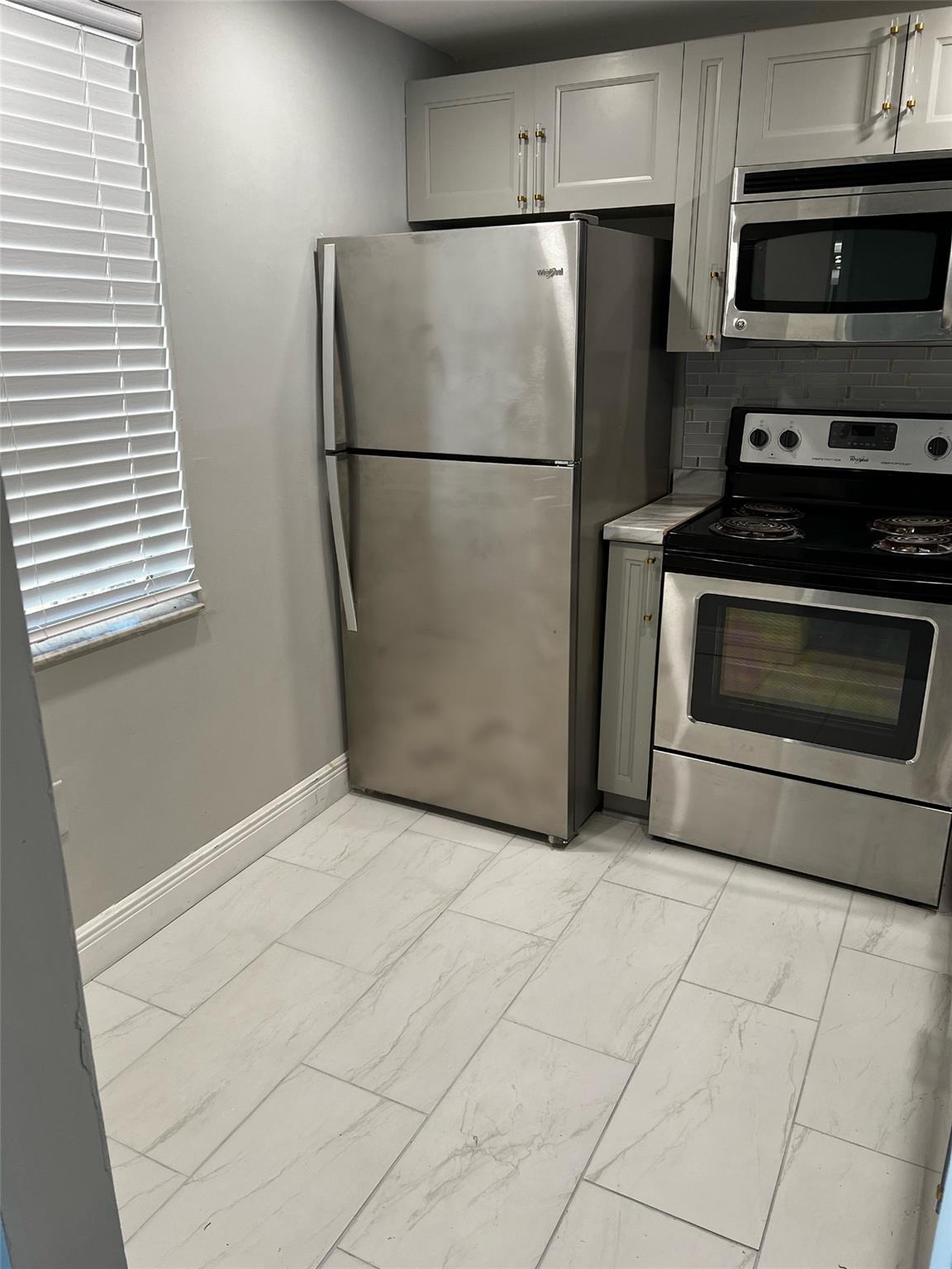 Lime Bay Condo 2 - Residential Lease